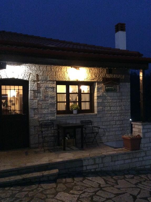 Oihalia Guesthouse Fidhákia 外观 照片