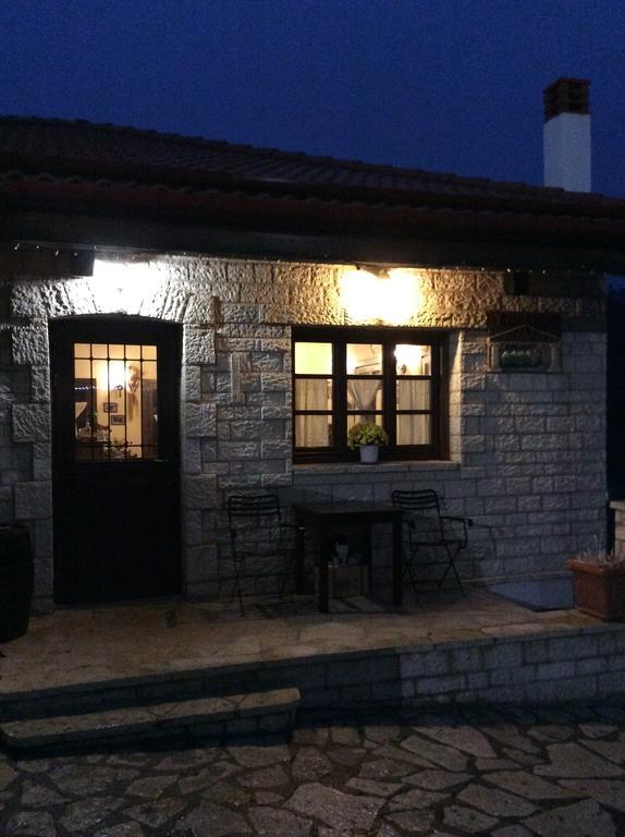 Oihalia Guesthouse Fidhákia 外观 照片